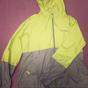 COLUMBIA flash forward wind breaker!